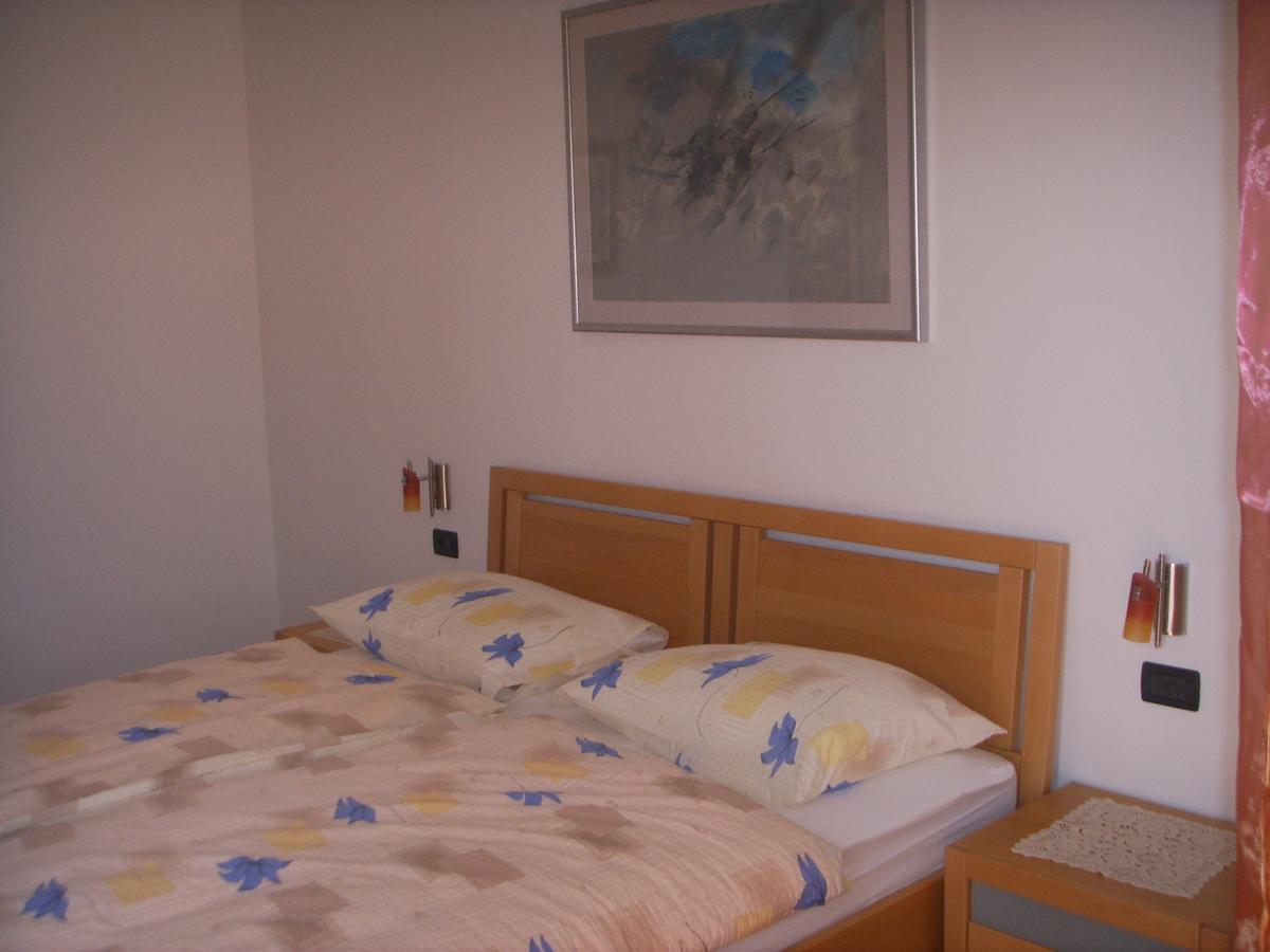 Apartments Ana Wellness S Ровінь Екстер'єр фото