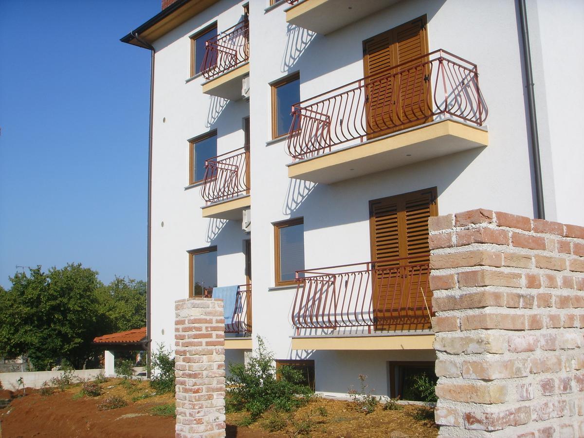 Apartments Ana Wellness S Ровінь Екстер'єр фото